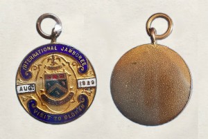 wj unmarked medal